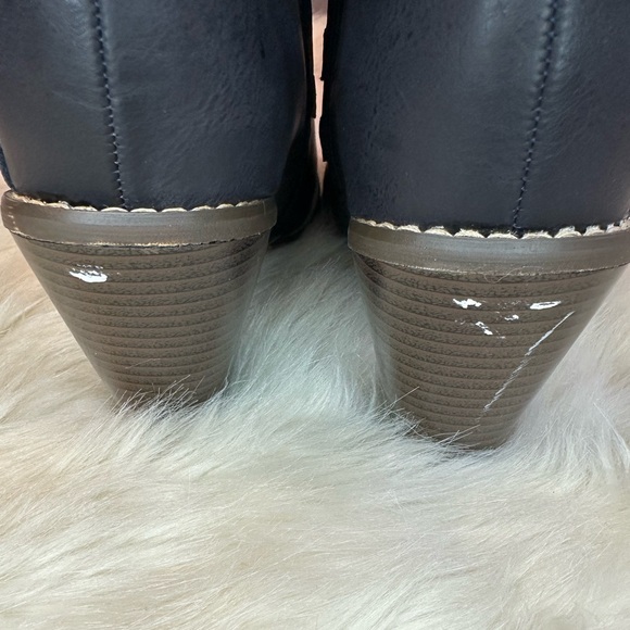 Journee Collection Women’s Strap Stacked Heeled Booties Sz11 - Picture 8 of 9